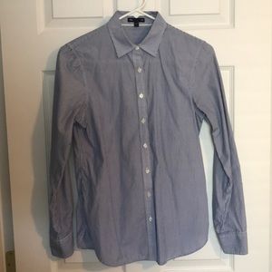 Gap Fitted Button Down Shirt